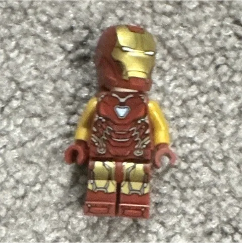 LEGO Iron Man Minifigure Red/Gold Plastic Figure Marvel Super Hero 1pc
