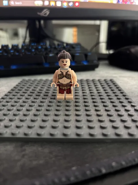Lego Star Wars Slave Outfit Leia