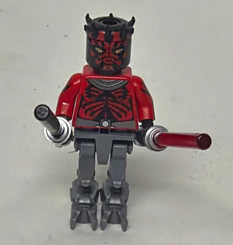 LEGO Star Wars Darth Maul (Clone Wars) Dual Lightsabers & Robotic Legs