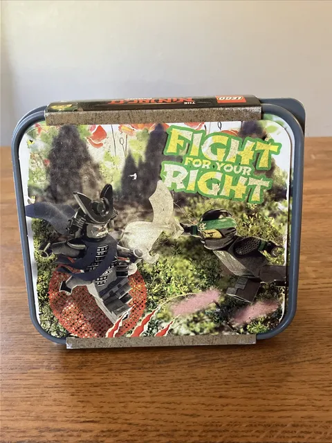 LEGO Ninjago Lunchbox Food Storage Box "Fight for your Right" Ninja Movie 4050 +