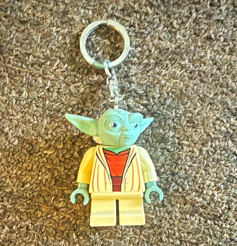 LEGO Star Wars Subtheme Yoda Minifigure Keychain Plastic & Metal