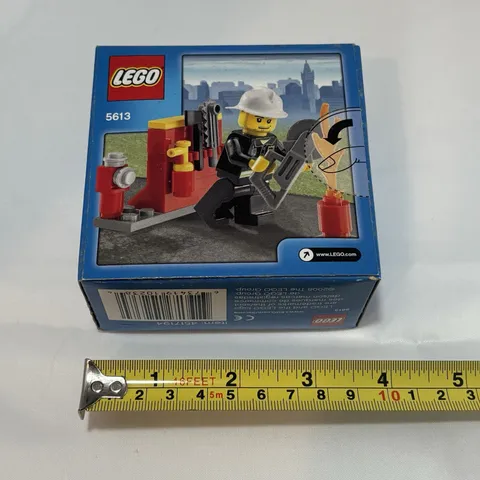 5613 FIREFIGHTER FIRE MAN fireman LEGO CITY New Sealed Retired in 2009