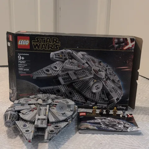 LEGO Star Wars Millennium Falcon 75257 1351 pcs w/ Box & Minifigs