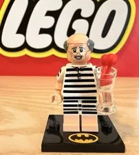 Lego Batman Movie Series 2 Vacation Alfred Pennyworth & Accessories