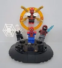 LEGO® Spider-Verse Display 4 Minifigures Spider-Man Miles Ghost Spider BRAND NEW