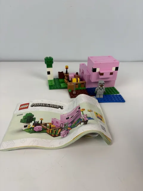 LEGO Minecraft: The Baby Pig House (21268) INCOMPLETE