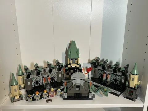 LEGO Harry Potter Chamber Secrets 4730 w/ Minifigures, instructions 99% complete