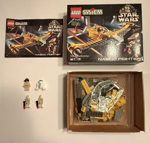 LEGO Star Wars: Naboo Fighter 7141 100% Complete w/ Box, Minifigs, Instructions