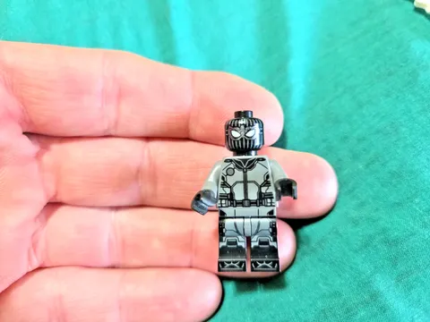 Lego Spiderman Minifigure sh578 Stealth Spiderman Black And Gray Suit