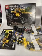 LEGO TECHNIC: Jeep Wrangler (42122) Complete Set w/ Box/Manual