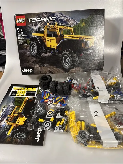LEGO TECHNIC: Jeep Wrangler (42122) Complete Set w/ Box/Manual