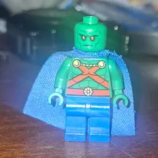 LEGO DC Super Heroes Martian Manhunter Minifigure w/ Blue Cape #76069