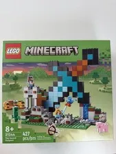 LEGO 21244 Minecraft The Sword Outpost  Retired New factory  Sealed