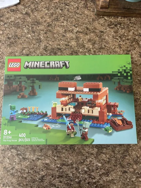 LEGO Minecraft The Frog House 21256 Complete Set 400 pcs Brick Separator
