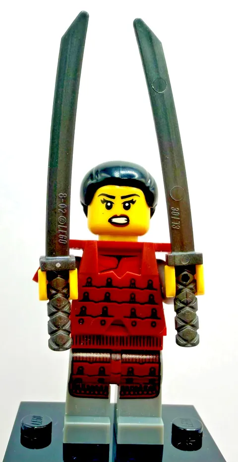 LEGO (71008) CMF Series 13 Samurai Warrior Minifigure col13-12 Complete New