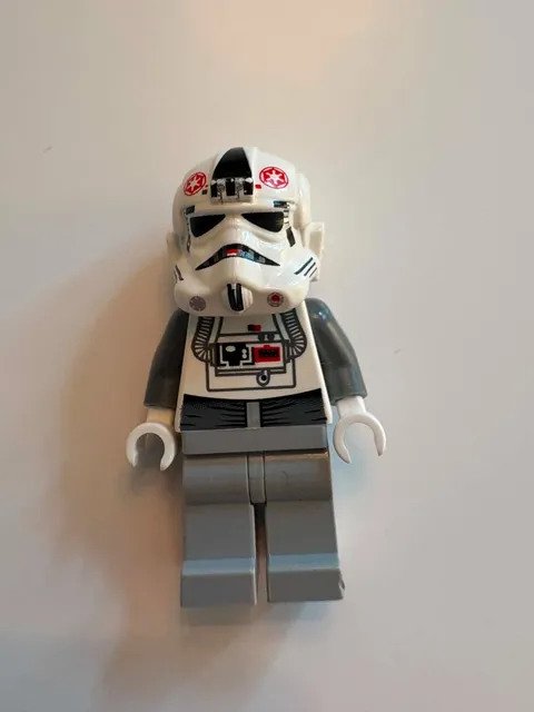 LEGO Star Wars | AT-AT Driver (Stormtrooper Type 2 Helmet) - Item No: sw0262
