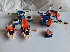 LEGO 6973 Space Ice Planet 2002 Deep Freeze Defender incomplete w/ box & manual