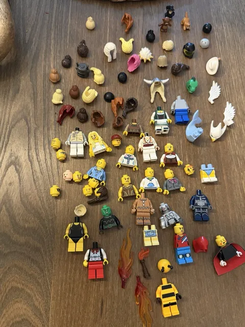 Lego Minifigure Parts Lot