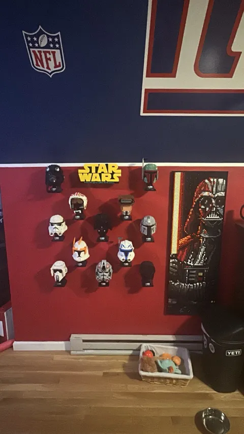 LEGO Star Wars Helmet display
