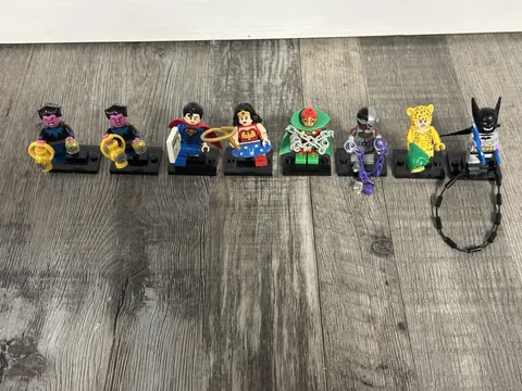 LEGO DC CMF Series 1 Minifigs. Lot of 8. Excellent Condition