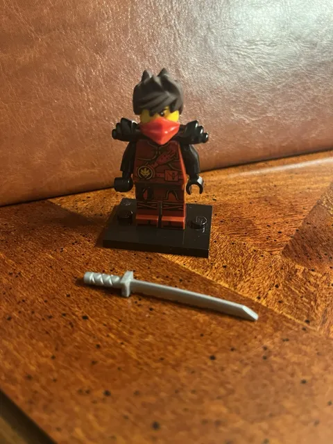 LEGO Ninjago Kai Minifigure The Hands of Time Fire Ninja with Hair-EUC