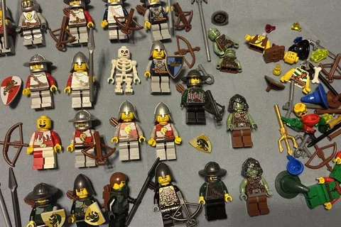 LEGO Kingdoms Fantasy Era Minifigures Lot Trolls Dragon Knights Lion Knights +++