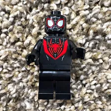 LEGO Minifigure Black Suit Spider-Man Miles Morales Style Red Spider Emblem