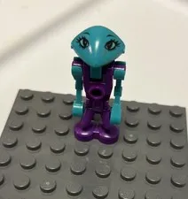 LEGO Life on Mars Martian Cassiopeia Minifigure Purple