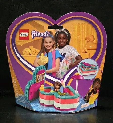 LEGO Friends 41384 Andrea's Summer Heart Box Retired Brand New Factory Sealed