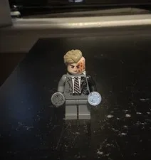 LEGO 76303 Two Face MINIFIGURE w/ Extra Coin, from DC Batman Superheroes Tumbler