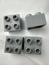 Lego Duplo Castle Knight 4777 4864 2 x 2 Brick Gray Lot Of 4 Replacement part