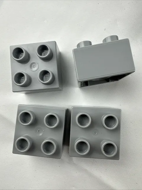 Lego Duplo Castle Knight 4777 4864 2 x 2 Brick Gray Lot Of 4 Replacement part