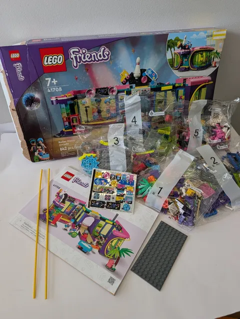NO BOX LEGO Friends 41708 Roller Disco Arcade NEW SEALED BAGS 