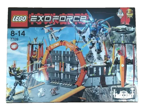 LEGO 7709 Sentai Fortress Exo-Force 2006 New