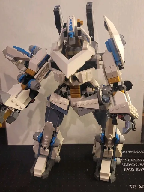 LEGO NINJAGO: Zane's Titan Mech Battle (71738) (READ DESCRIPTION - INCOMPLTE)