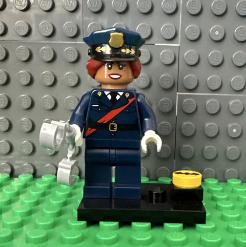 The LEGO Batman Movie Minifigure Series Barbara Gordon Figure