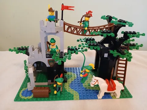 LEGO Castle: Forestmen's Crossing (6071) 100% Complete with Instructions