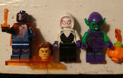 LEGO Spiderman 2099 , Spider Gwen, Green Goblin Minifigure Marvel CMF Lot Of 3