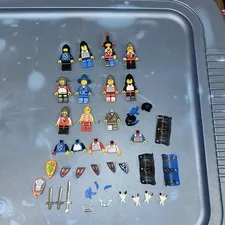 Vintage Lego Knights, Indians, And Ninjas Parts And Figures Lot 