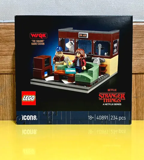 LEGO 40891 Stranger Things WSQK Radio Station Plastic Assembly Toy New Sealed