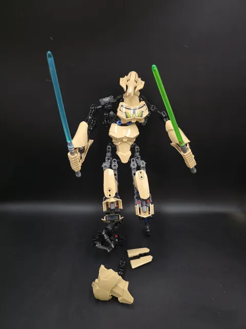 LEGO Star Wars General Grievous Buildable Figure 75112 (Incomplete)