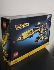 LEGO Icons 10355 Blacktron Renegade 1151pc New Sealed - Damaged Box