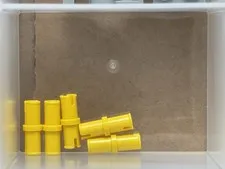 LEGO Parts - Yellow Technic, Pin without Friction Ridges - No 3673 - QTY 5