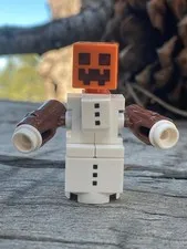 Lego Snow Golem Minifigure min043 Stud Shooter Arms Wide Torso Set 21131 Genuine