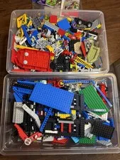 21 LB LEGO Bulk Lot – Minifigures, Wheels & Mixed Parts, Actual Pieces Pictured