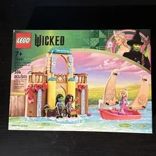 LEGO Wicked: Glinda, Elphaba & Nessarose at Shiz University (75681)