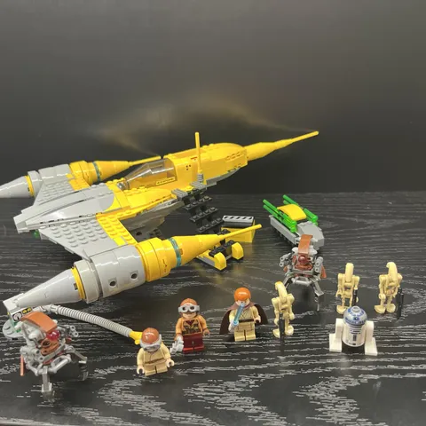 LEGO Star Wars - 75092 Naboo Starfighter - 100% Complete Retired Set