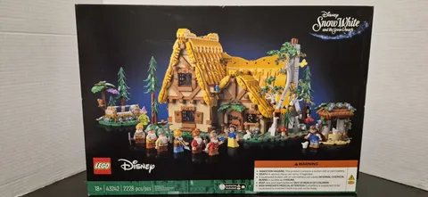 LEGO Snow White & The Seven Dwarfs' Cottage/Retired Product/New In Sealed Box