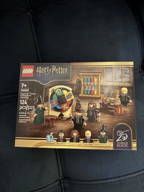 LEGO Harry Potter Hogwarts Castle: Sorting Hat Ceremony 76460
