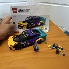 LEGO Speed Champions 76935 NASCAR Next Gen Camaro ZL1 328pc Minifigure